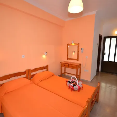 Marilena & アパート *