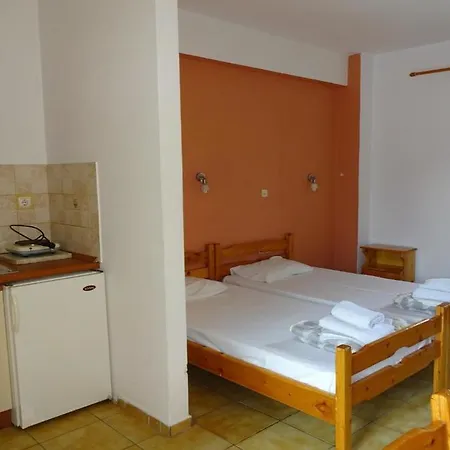 Marilena Apartments&studios *
