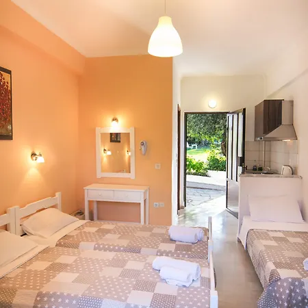 Marilena & Apartmán Dassiá